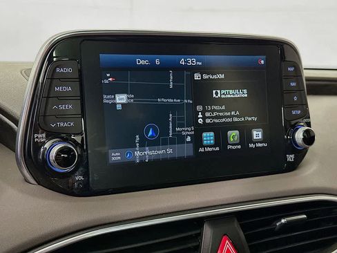 Used 2020 Hyundai Santa Fe Limited image 17