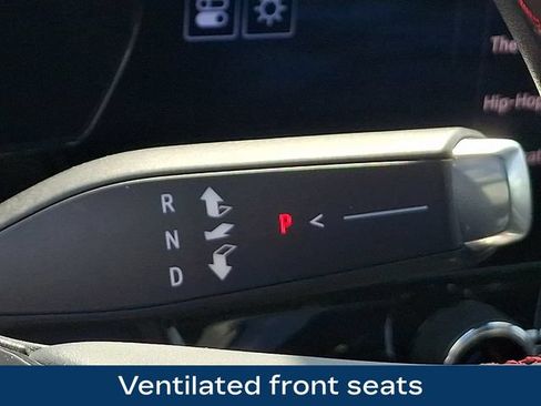 Used 2024 Chevrolet Blazer EV RS RWD image 11