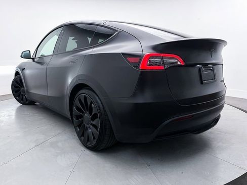 Used 2022 Tesla Model Y Performance image 2