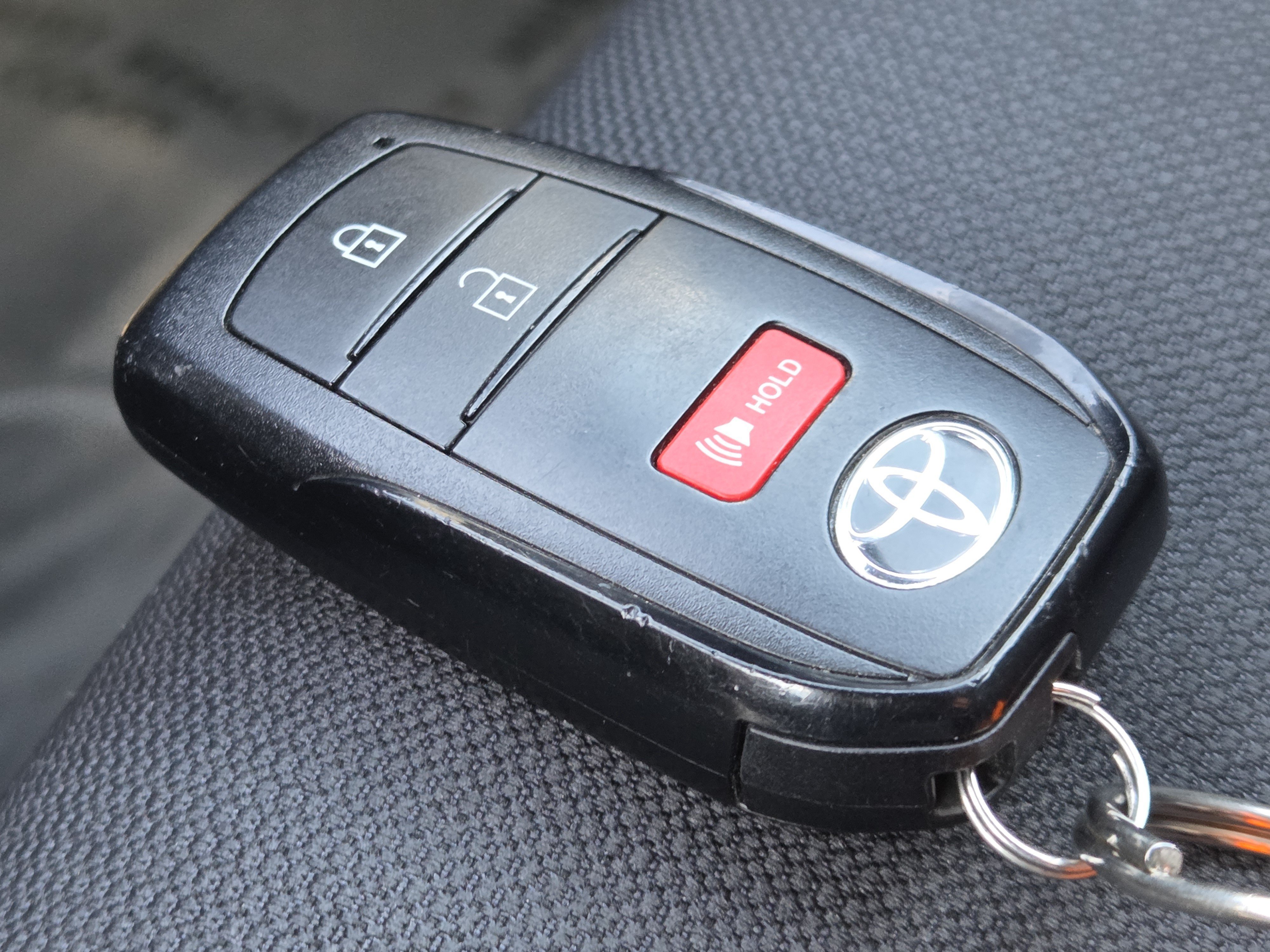 Certified 2024 Toyota Corolla Cross AWD Hybrid image 39
