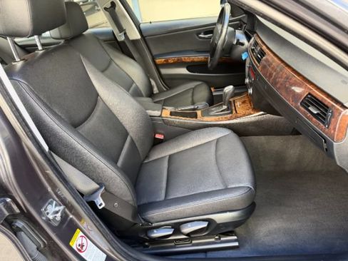 Used 2008 BMW 328i Sedan RWD image 16