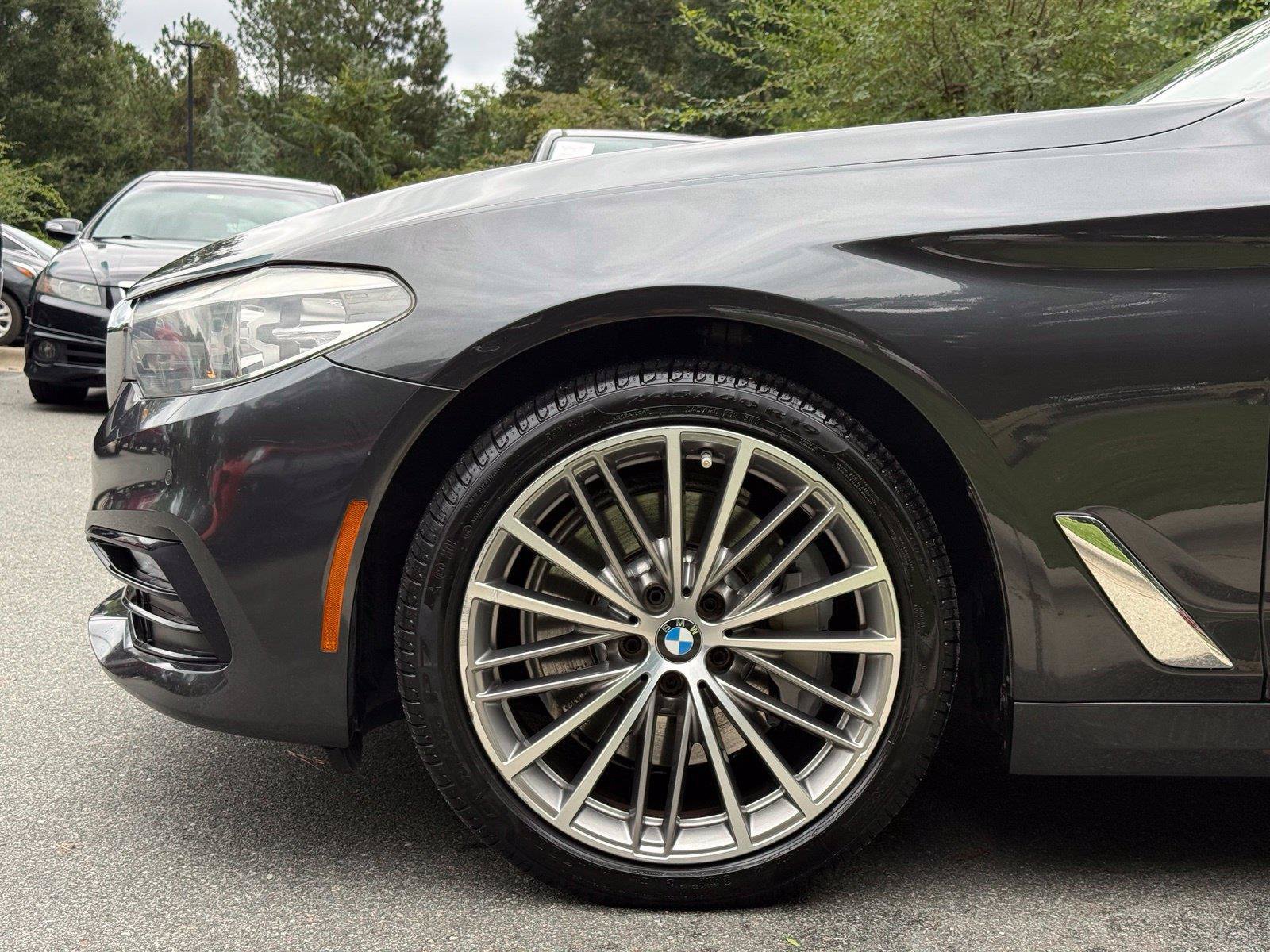 Used 2018 BMW 530i RWD image 18
