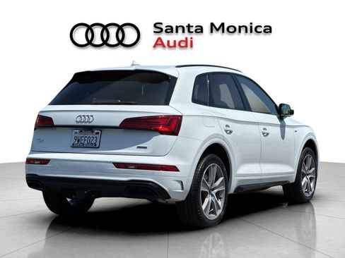 Used 2025 Audi Q5 2.0T Premium w/ Convenience Plus Package AWD/4WD image 2
