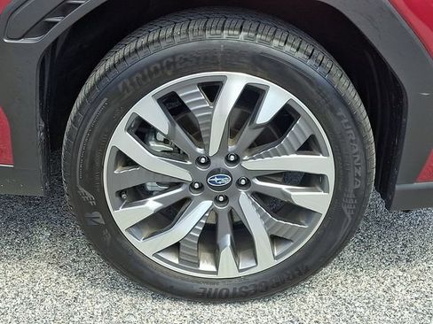 Used 2025 Subaru Forester Touring AWD/4WD image 11
