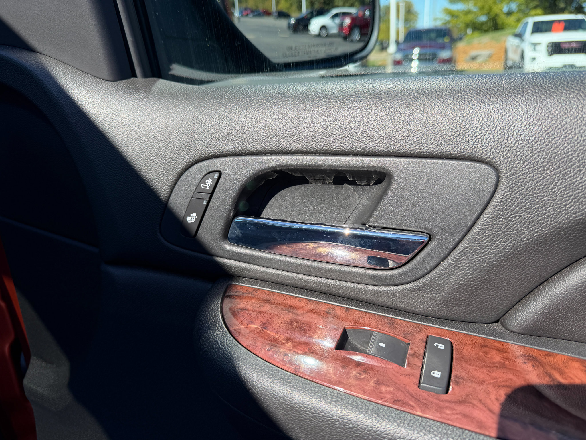 Used 2007 Chevrolet Avalanche LTZ w/ LTZ Preferred Equipment Group RWD image 14