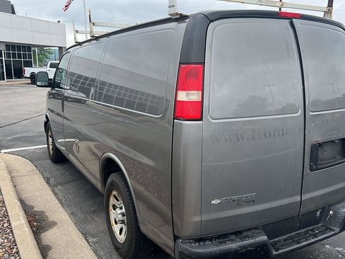Used 2012 Chevrolet Express 1500 RWD image 24