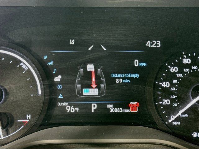 Used 2025 Toyota Sienna LE w/ LE Plus Package FWD image 14