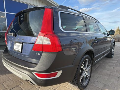 Used 2013 Volvo XC70 T6 image 2
