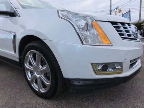 Used 2015 Cadillac SRX Premium w/ Driver Assist Package image 19