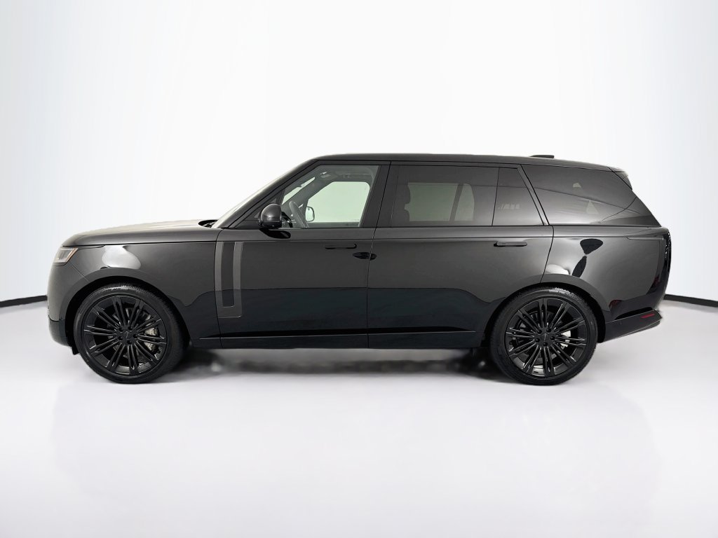 Certified 2026 Land Rover Range Rover Long Wheelbase SE AWD/4WD image 8