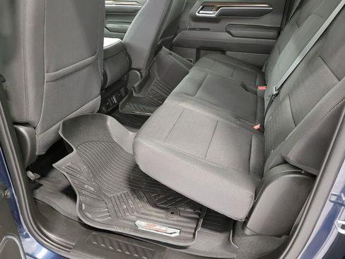 Used 2022 Chevrolet Silverado 1500 RST AWD/4WD image 21