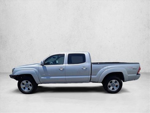 Used 2007 Toyota Tacoma PreRunner RWD image 9