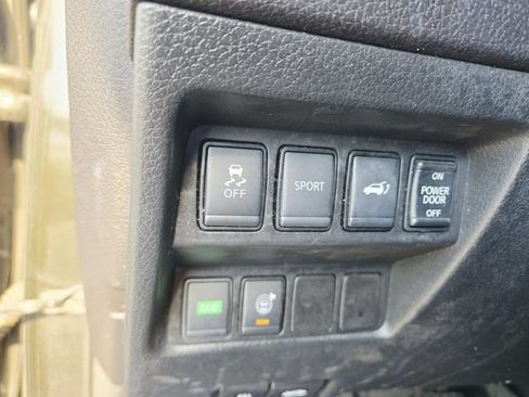 Used 2016 Nissan Rogue SV w/ SV Premium Package FWD image 13