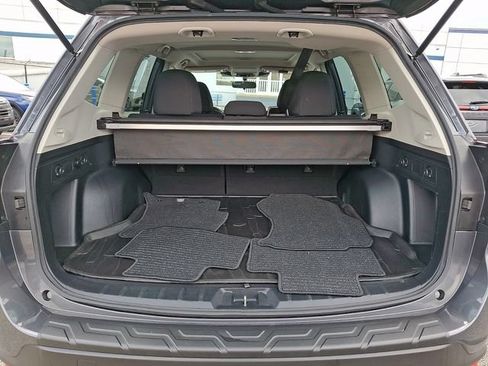 Used 2023 Subaru Forester Premium AWD/4WD image 31