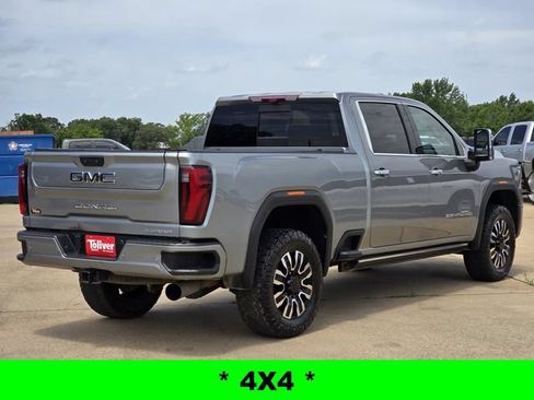 Used 2024 GMC Sierra 2500 Denali Ultimate AWD/4WD image 8