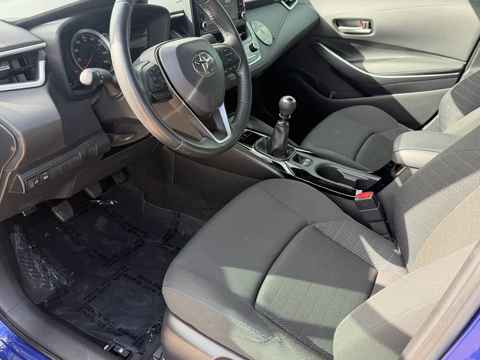 Used 2022 Toyota Corolla SE w/ Carpet Mat Package (TMS) FWD image 2