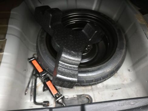 Used 2015 Nissan Sentra S image 10