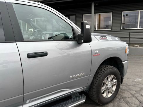 Used 2024 RAM 2500 Big Horn AWD/4WD image 4