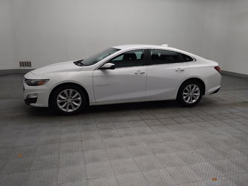 Used 2021 Chevrolet Malibu LT FWD image 2