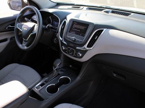 Used 2022 Chevrolet Equinox LT image 18