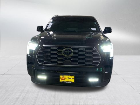 Used 2024 Toyota Sequoia Platinum image 2