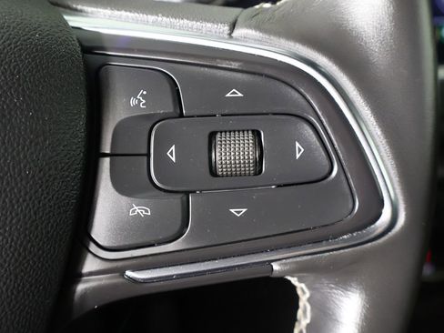Used 2023 Buick Encore GX Select w/ Sport Touring Package FWD image 32