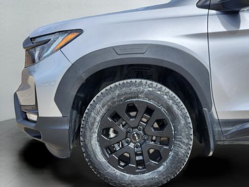 Certified 2023 Honda Passport TrailSport image 10