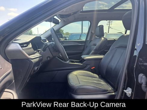 Certified 2023 Jeep Grand Cherokee L Limited w/ Luxury Tech Group II AWD/4WD image 12