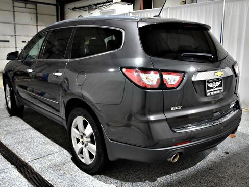 Used 2014 Chevrolet Traverse LTZ FWD image 4