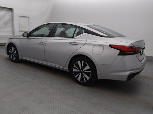 Used 2022 Nissan Altima 2.5 SV FWD image 3