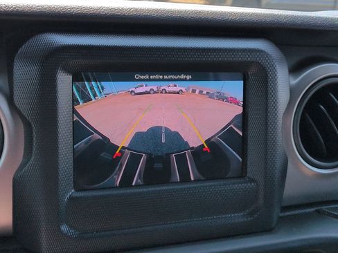Used 2020 Jeep Wrangler Unlimited Sport S AWD/4WD image 18