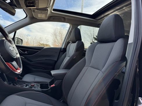 Used 2023 Subaru Forester Sport image 9