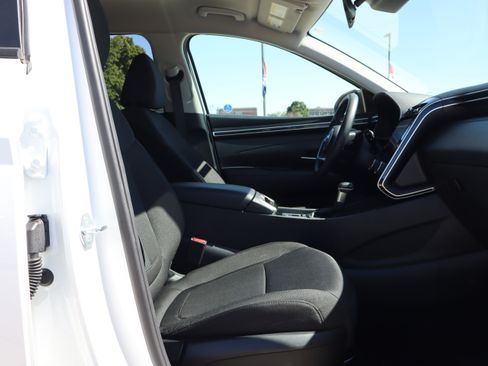 Used 2023 Hyundai Tucson SEL w/ Winter Package image 13