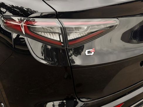 Used 2025 Alfa Romeo Stelvio Sprint AWD/4WD image 30