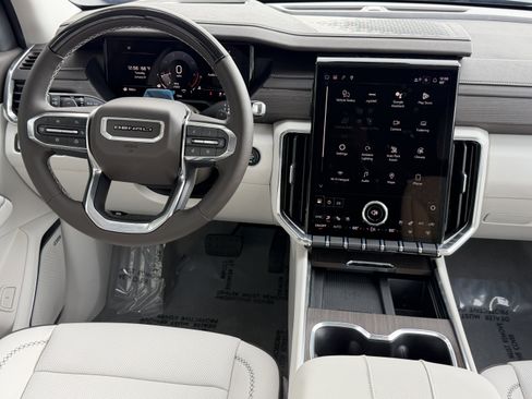 New 2026 GMC Acadia Denali w/ Super Cruise Package image 25