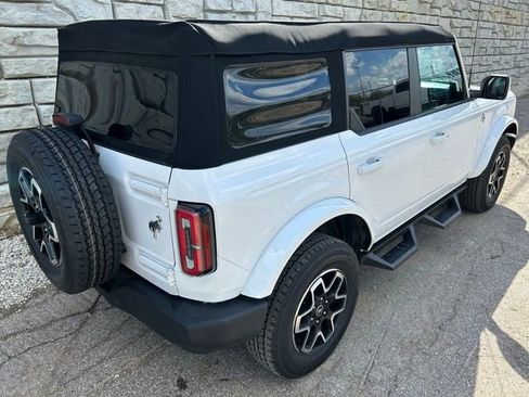 Certified 2023 Ford Bronco Outer Banks AWD/4WD image 5