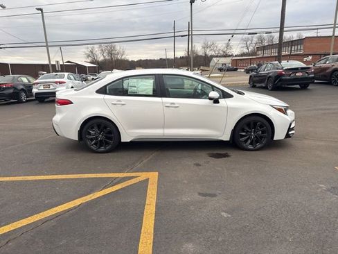 New 2026 Toyota Corolla SE image 6