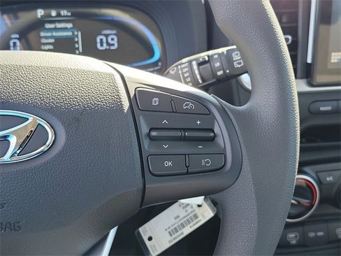 New 2026 Hyundai Venue SE image 6