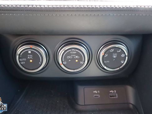 Used 2024 Nissan Z Performance w/ Floor Mat Package RWD image 21