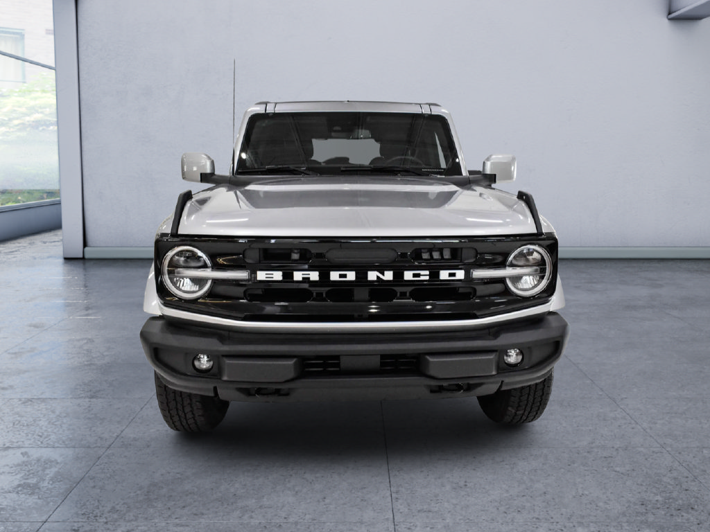 Used 2023 Ford Bronco Outer Banks AWD/4WD image 9