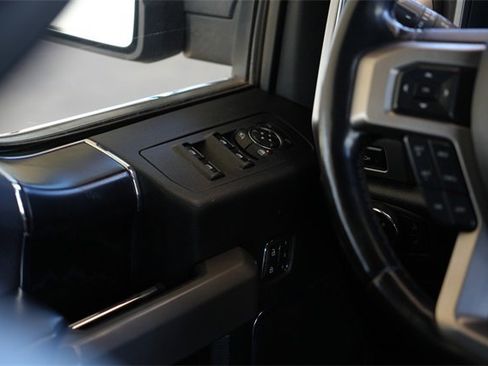 Used 2019 Ford F150 Platinum image 15