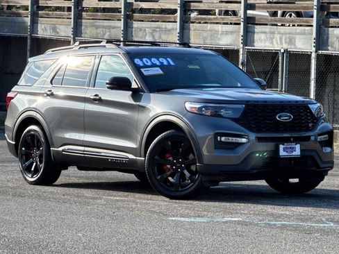 Certified 2022 Ford Explorer ST w/ Equipment Group 401A image 2