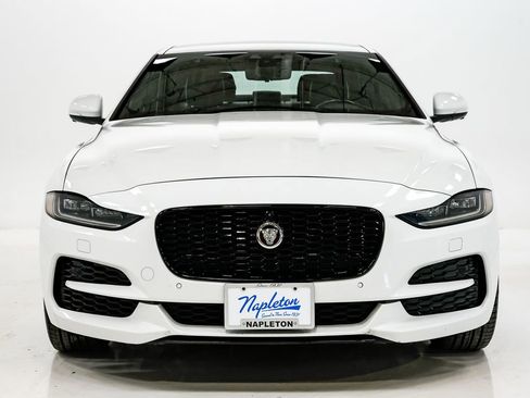 Used 2020 Jaguar XE S image 4