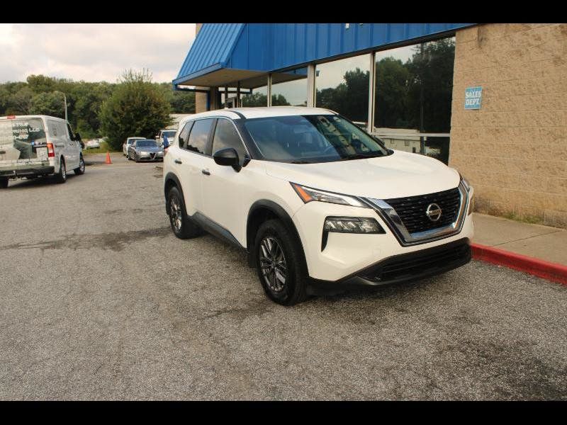 Used 2021 Nissan Rogue S FWD image 1