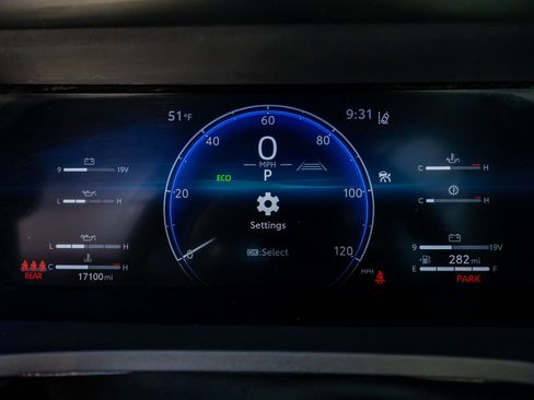 Used 2024 Toyota Tacoma TRD Off-Road AWD/4WD image 19