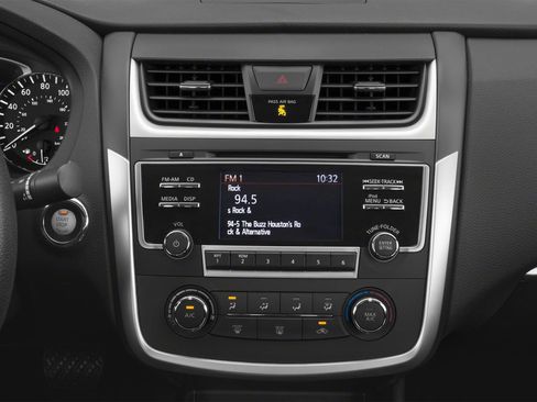 Used 2018 Nissan Altima 2.5 S w/ S Convenience Package FWD image 10