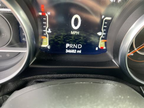 Used 2021 Jeep Wrangler Unlimited Sahara image 23