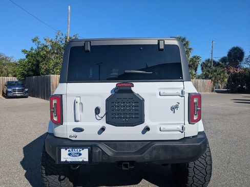Used 2022 Ford Bronco Outer Banks AWD/4WD image 7