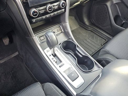 Used 2021 Subaru Ascent Premium w/ Convenience Package image 26