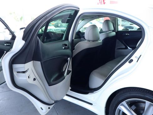 Used 2012 Lexus IS 350 w/ Premium Pkg Value Edition RWD image 32